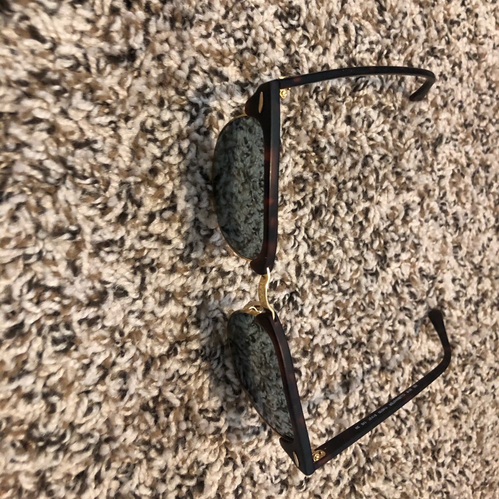 Ray Ban Glasses - Picture 2 of 3